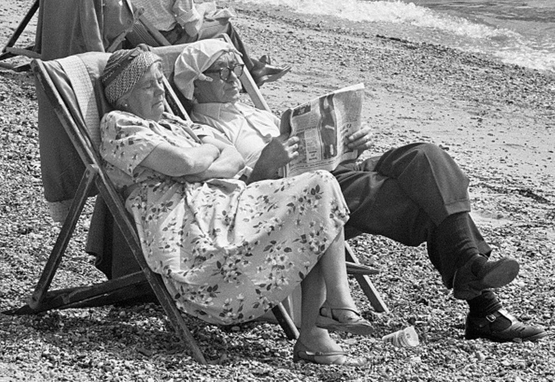Why are the school summer holidays 6 weeks long?